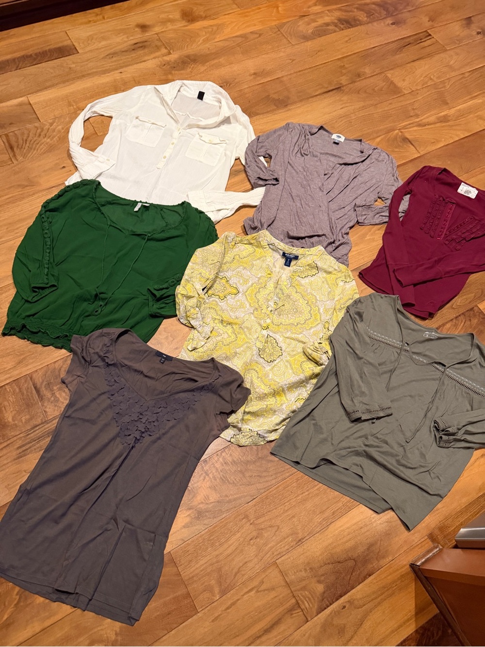 Lot of Women’s Tops, Size XS, gap, old navy, Eddie Bauer, Aeropostale
